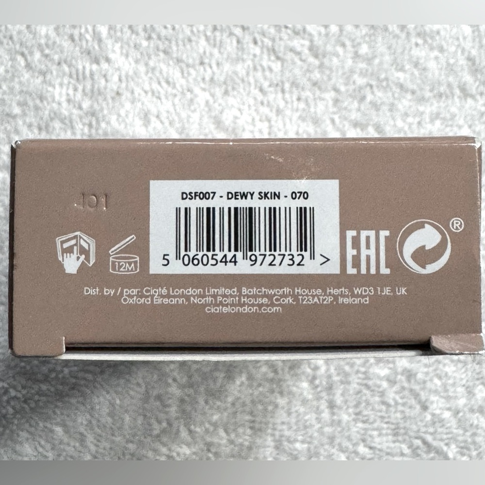 Ciate LONDON Dewy Skin Tint 070 (Tan,Cool) 30ml BRAND NEW/SEALED - Picture 6 of 8